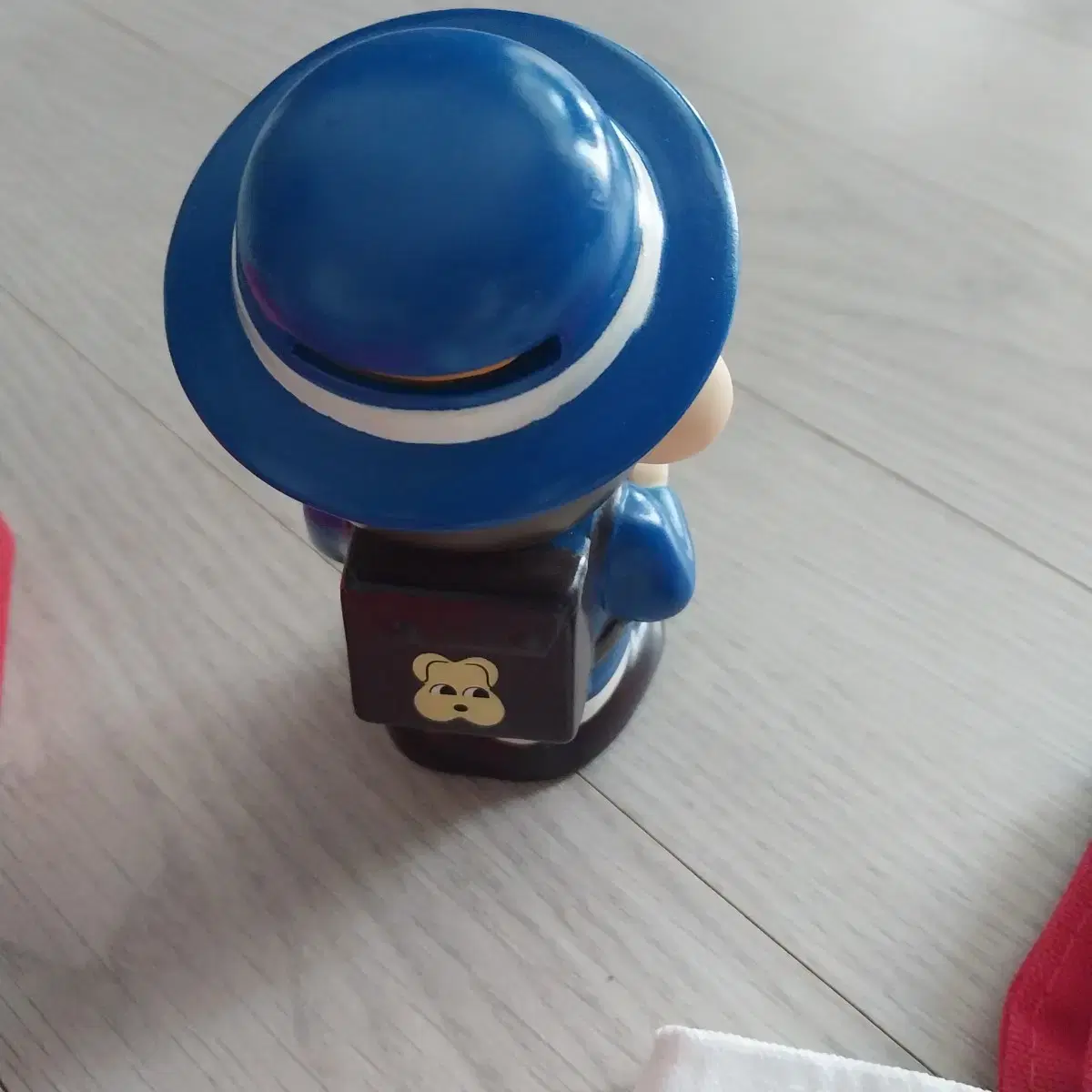 thumbnail-4